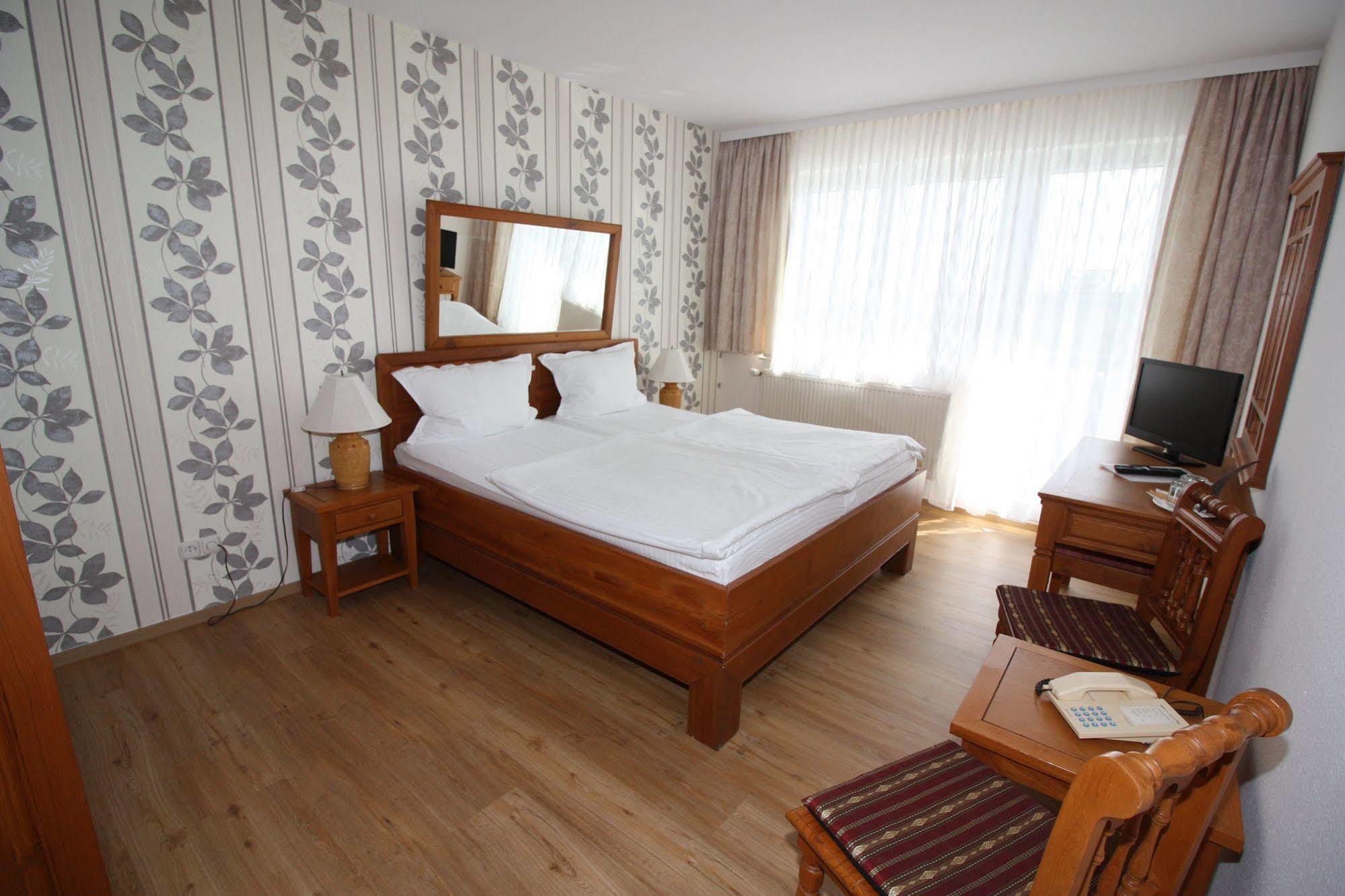 Hotel Weimarer Berg Apolda Ngoại thất bức ảnh
